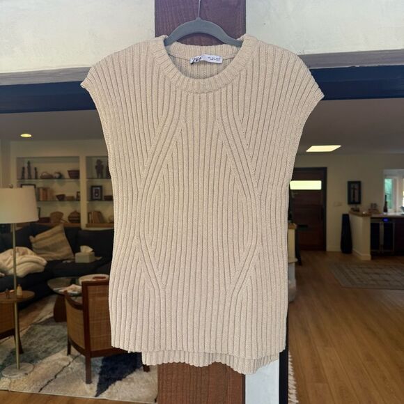 ZARA women’s neutral Beige Knit Sweater vest crew nick size Large - Picture 1 of 8